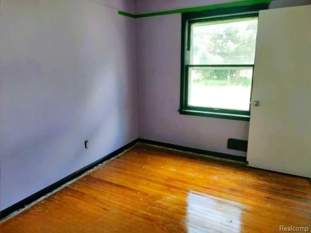 26474 Somerset Drive Inkster City MI 48141