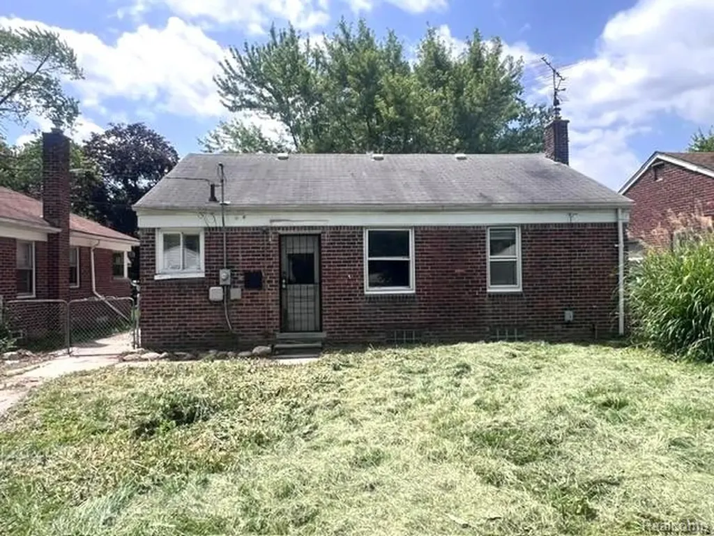 26474 Somerset Drive Inkster City MI 48141