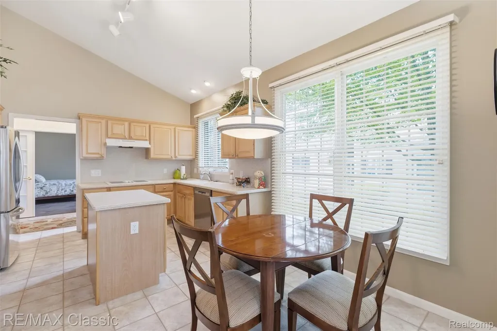 16934 Lochmoor Circle W Northville Township MI 48168