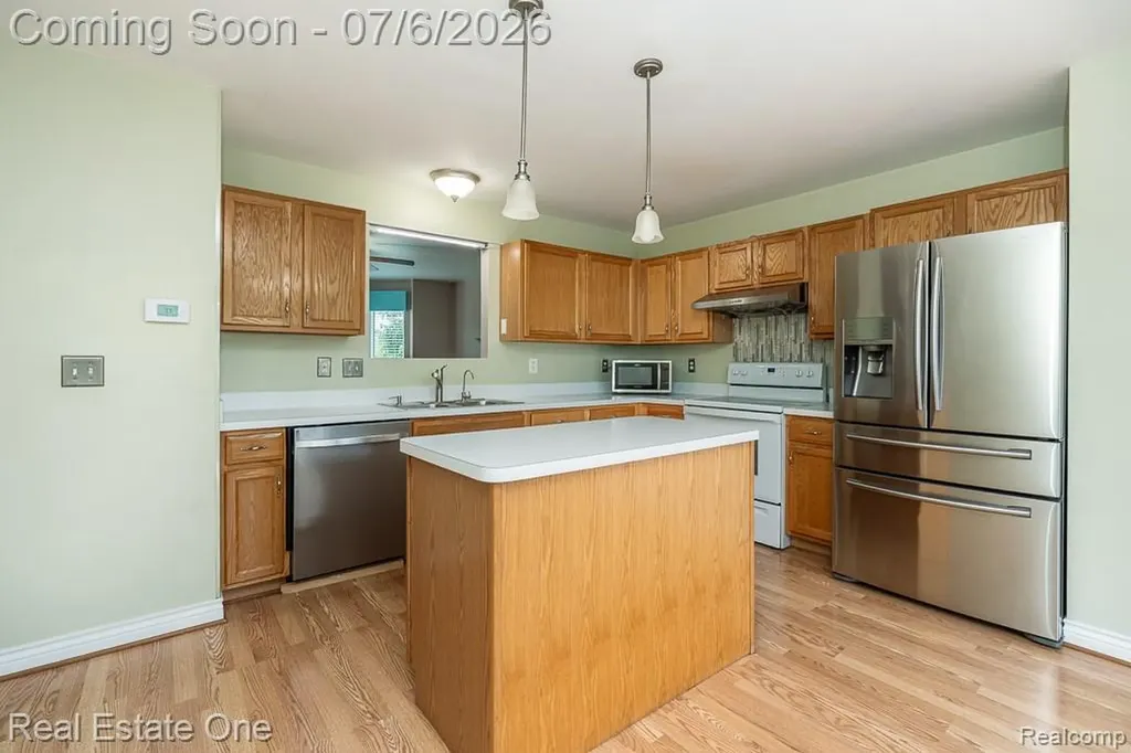 2623 Bonita Drive Waterford Charter Township MI 48329