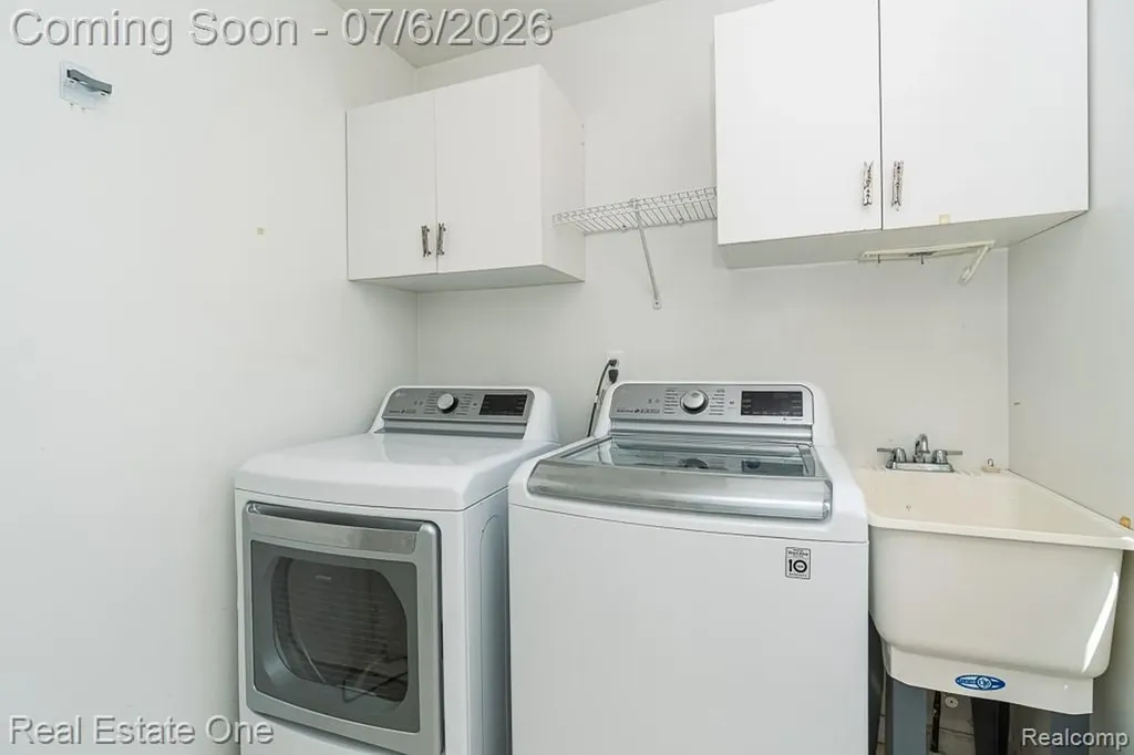 2623 Bonita Drive Waterford Charter Township MI 48329