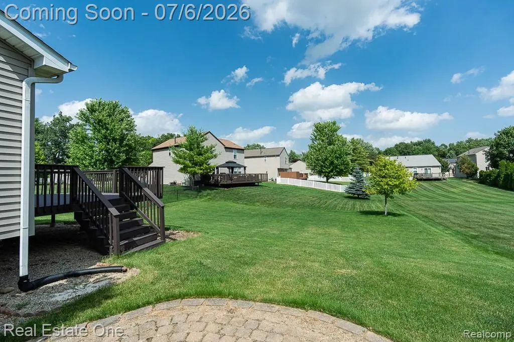 2623 Bonita Drive Waterford Charter Township MI 48329