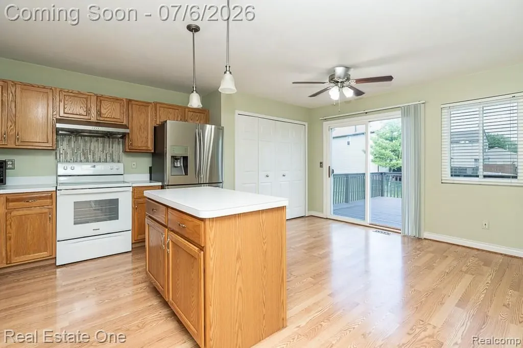 2623 Bonita Drive Waterford Charter Township MI 48329