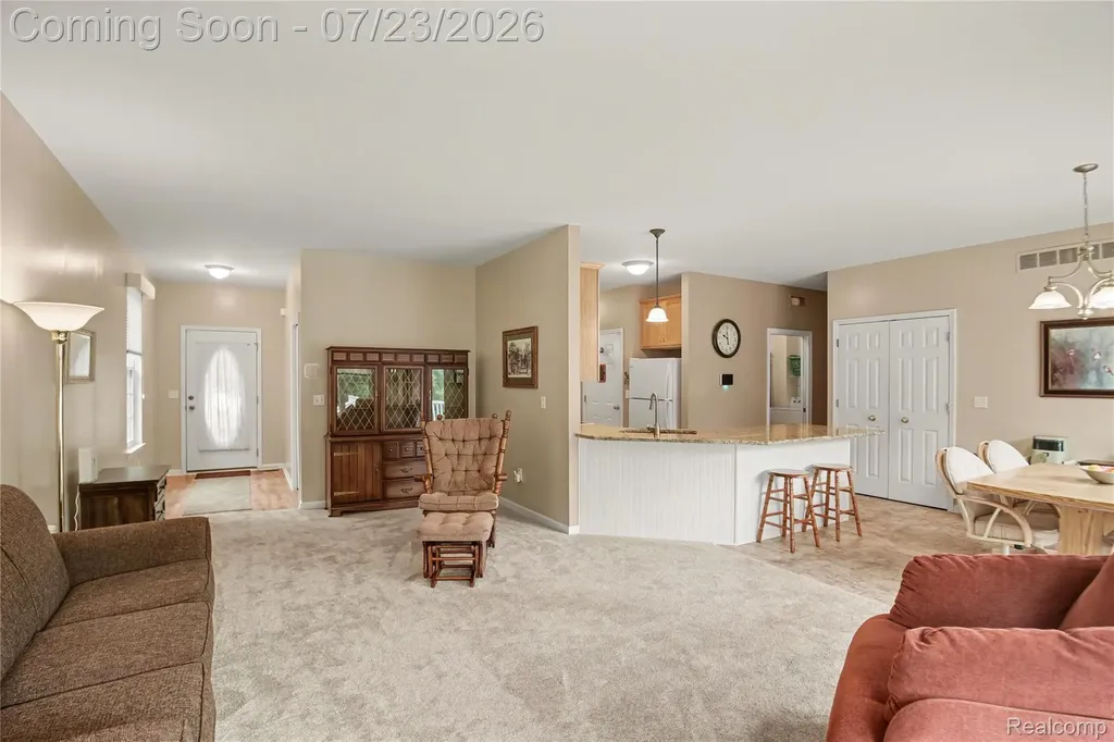 1388 Luxington Drive Lapeer City MI 48446