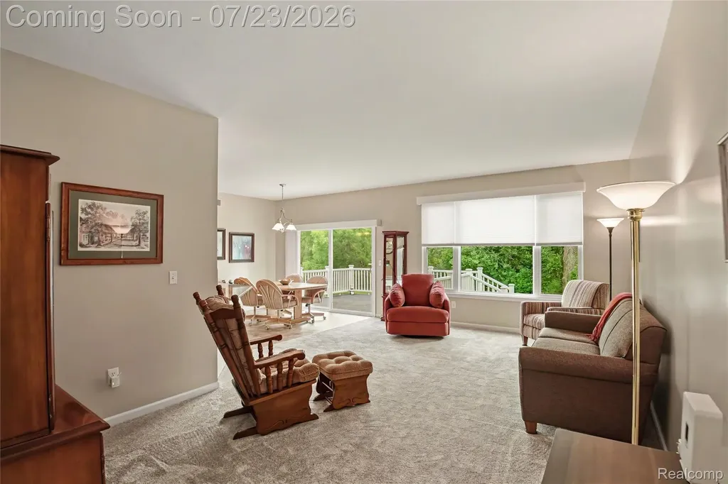 1388 Luxington Drive Lapeer City MI 48446