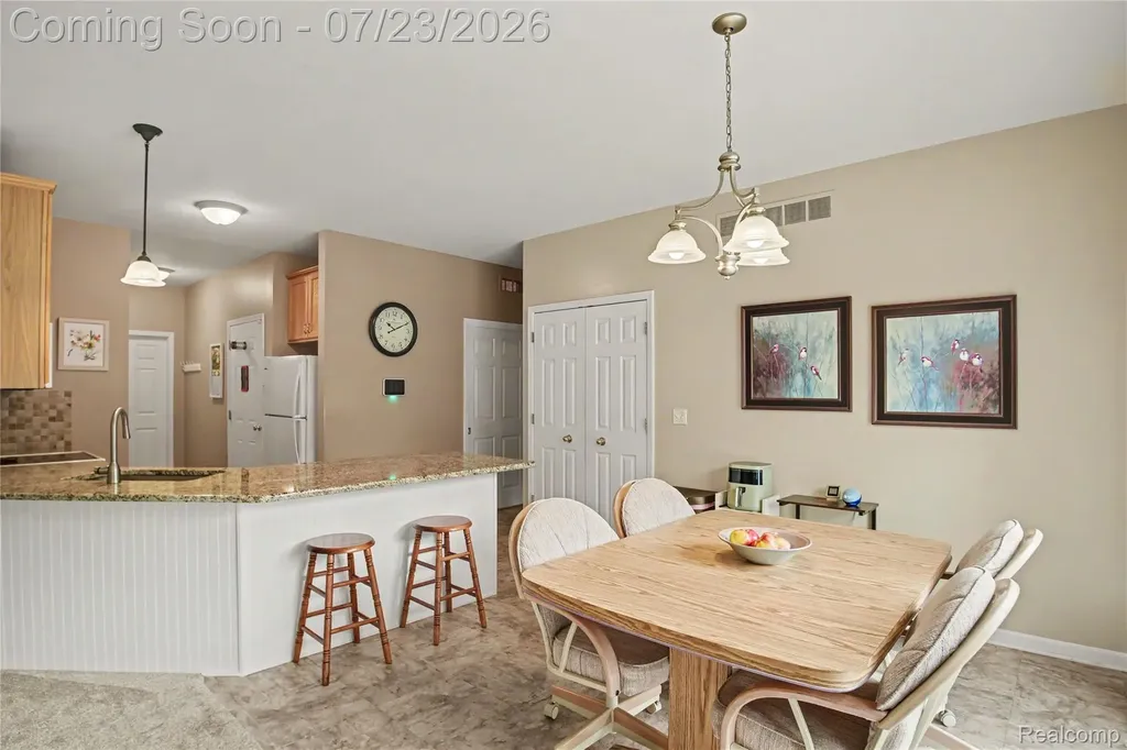 1388 Luxington Drive Lapeer City MI 48446