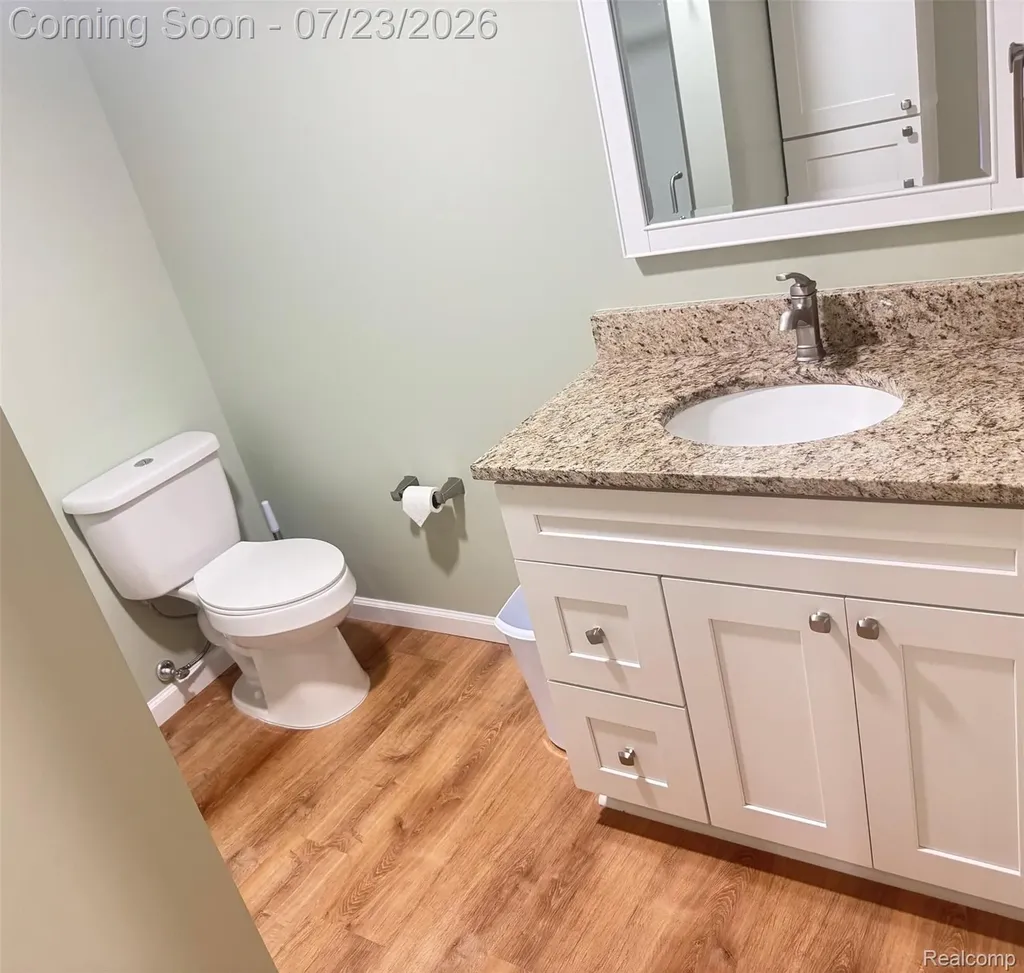 1388 Luxington Drive Lapeer City MI 48446