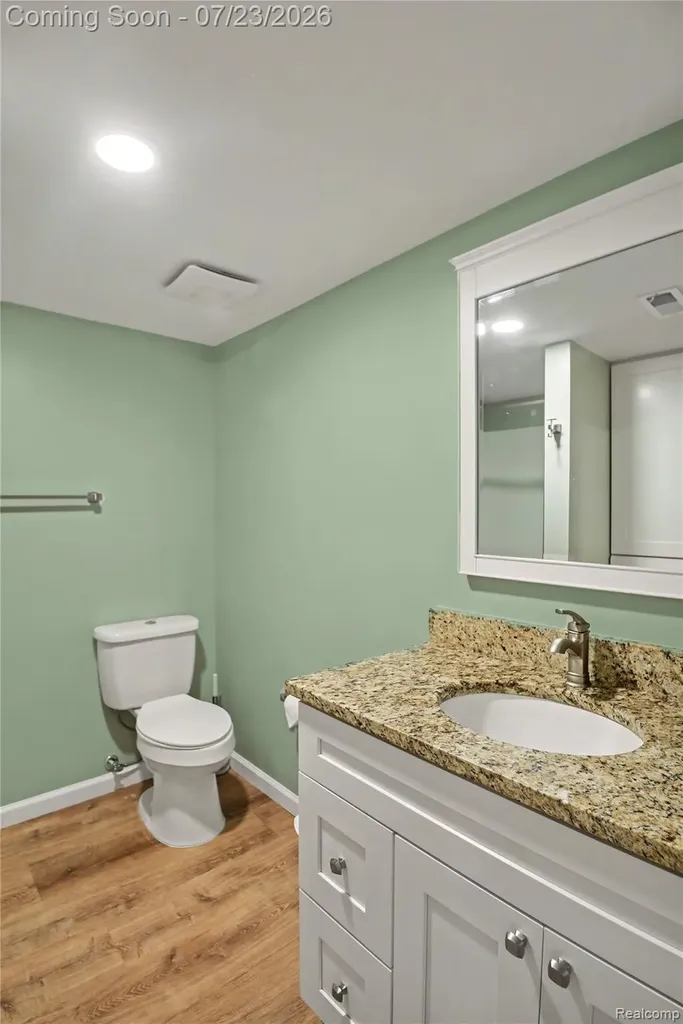 1388 Luxington Drive Lapeer City MI 48446