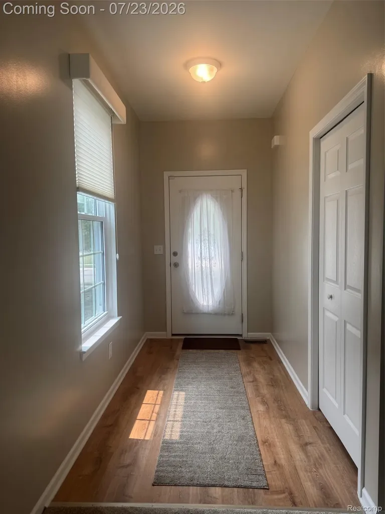 1388 Luxington Drive Lapeer City MI 48446