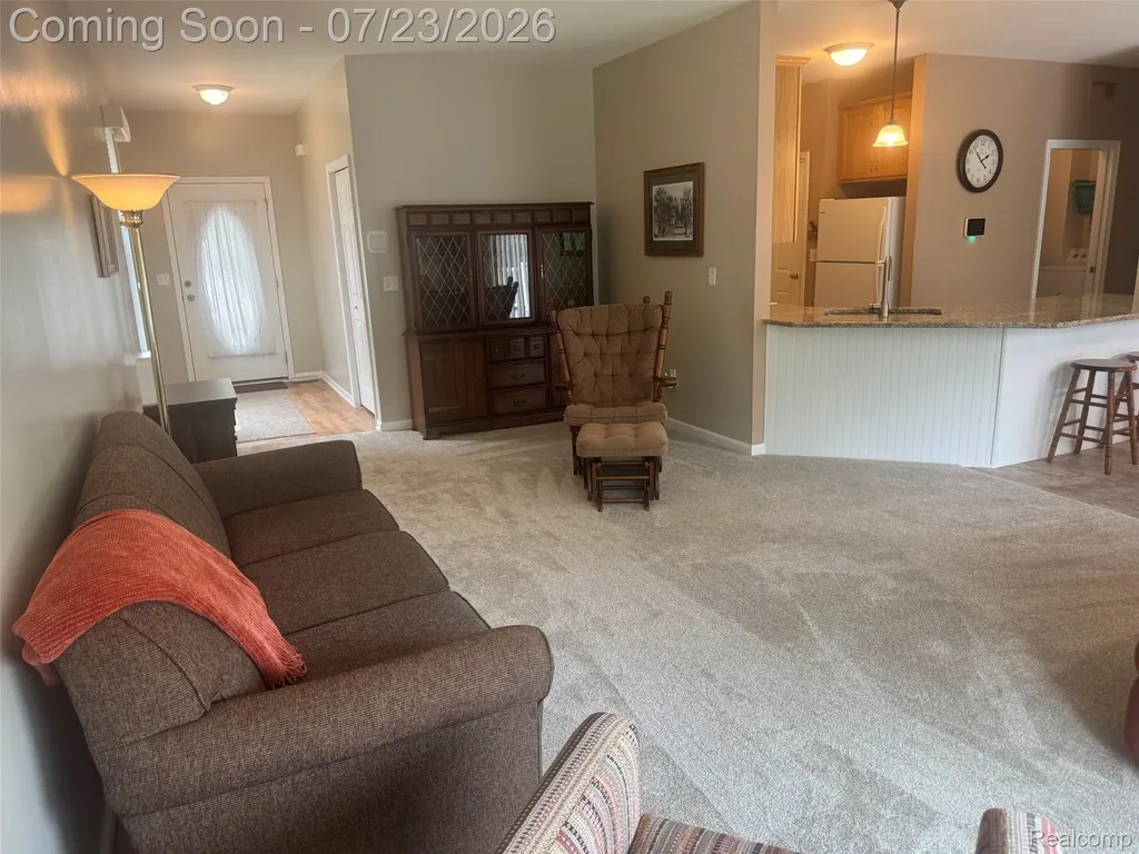 1388 Luxington Drive Lapeer City MI 48446