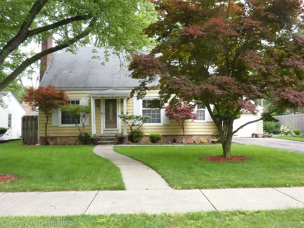 18446 Westhaven Avenue Southfield City MI 48075