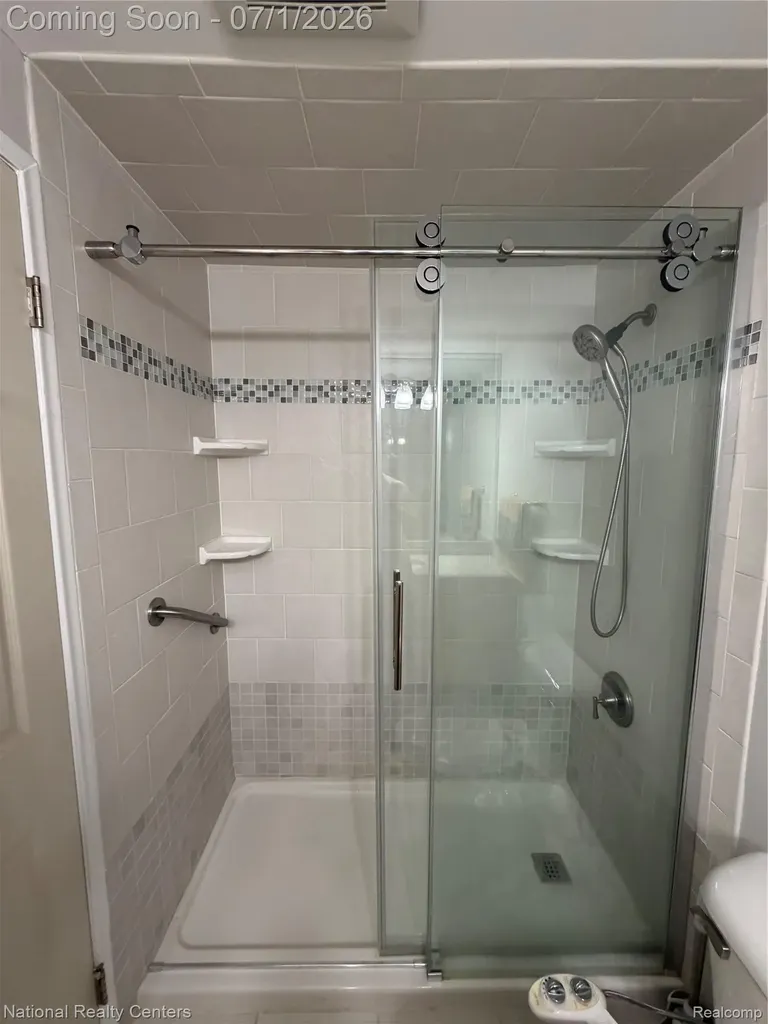 36814 Park Place Drive Sterling Heights City MI 48310