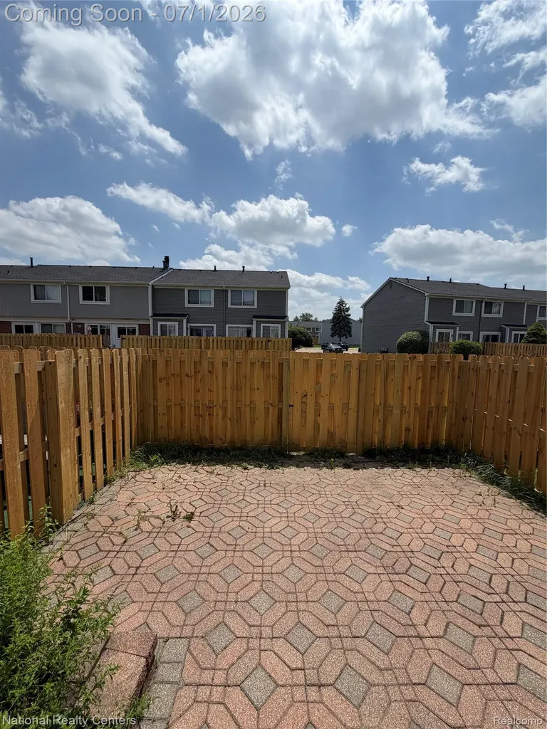 36814 Park Place Drive Sterling Heights City MI 48310