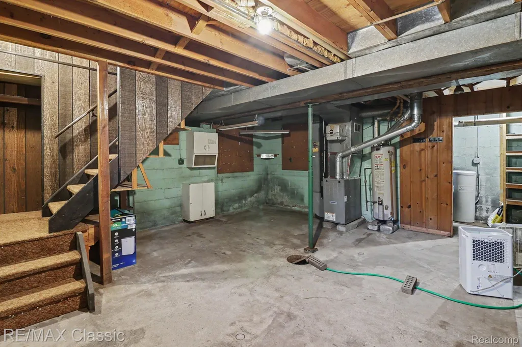 250 E Canyon Drive Milford Charter Township MI 48380
