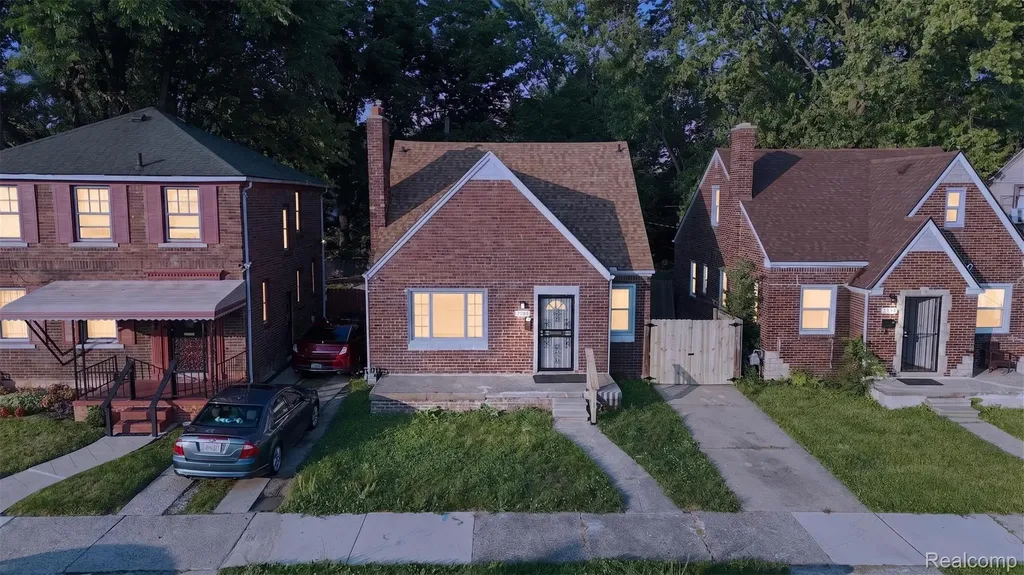 5566 Lakepointe Street Detroit City MI 48224