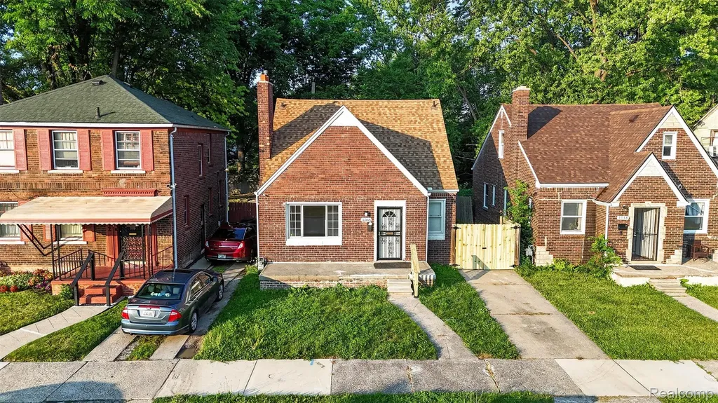 5566 Lakepointe Street Detroit City MI 48224
