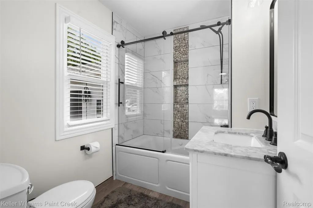 8316 Speedway Drive Shelby Charter Township MI 48317