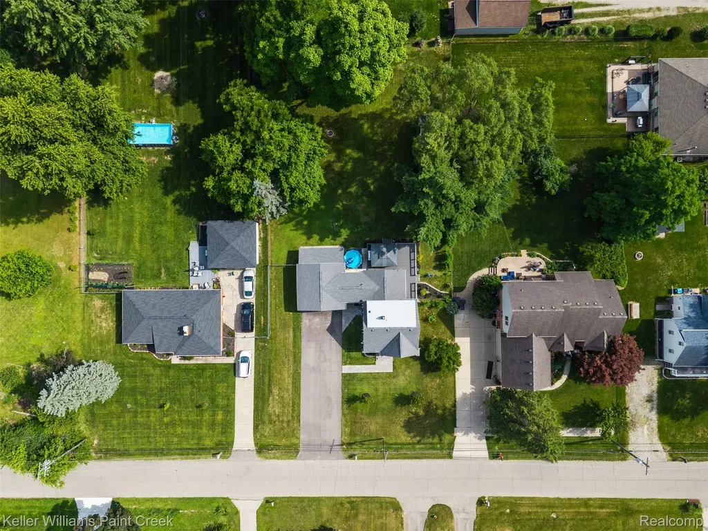 8316 Speedway Drive Shelby Charter Township MI 48317