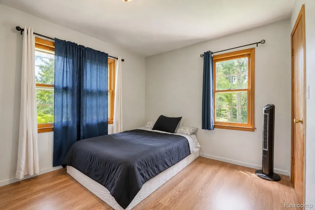 46555 North Avenue Macomb Township MI 48042