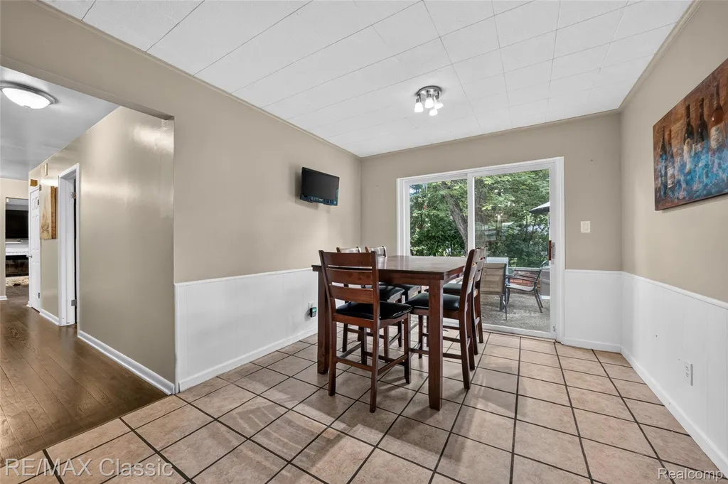 6638 Woodbank Drive Bloomfield Hills City MI 48301