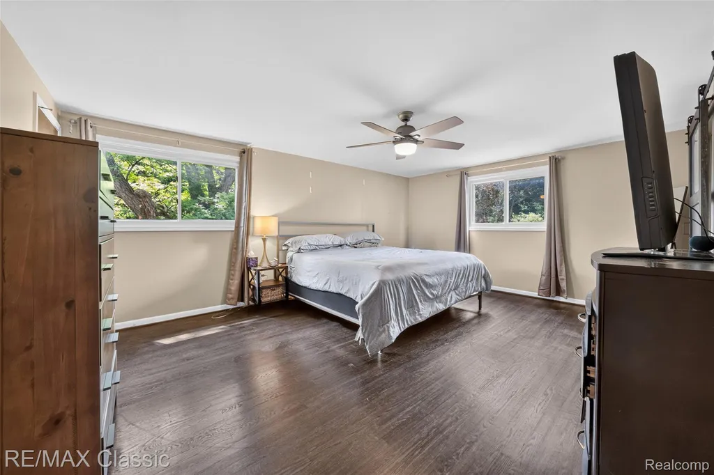 6638 Woodbank Drive Bloomfield Hills City MI 48301