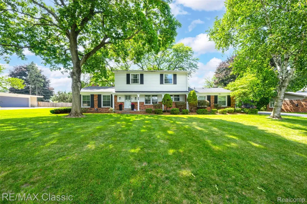 6638 Woodbank Drive Bloomfield Hills City MI 48301