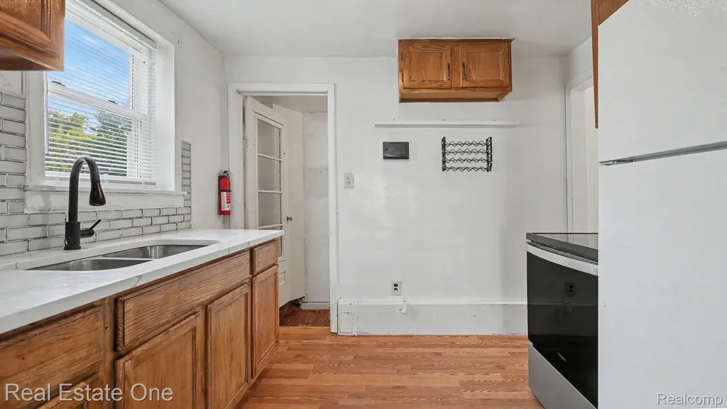 904 Jefferson Street Ypsilanti Charter Township MI 48197