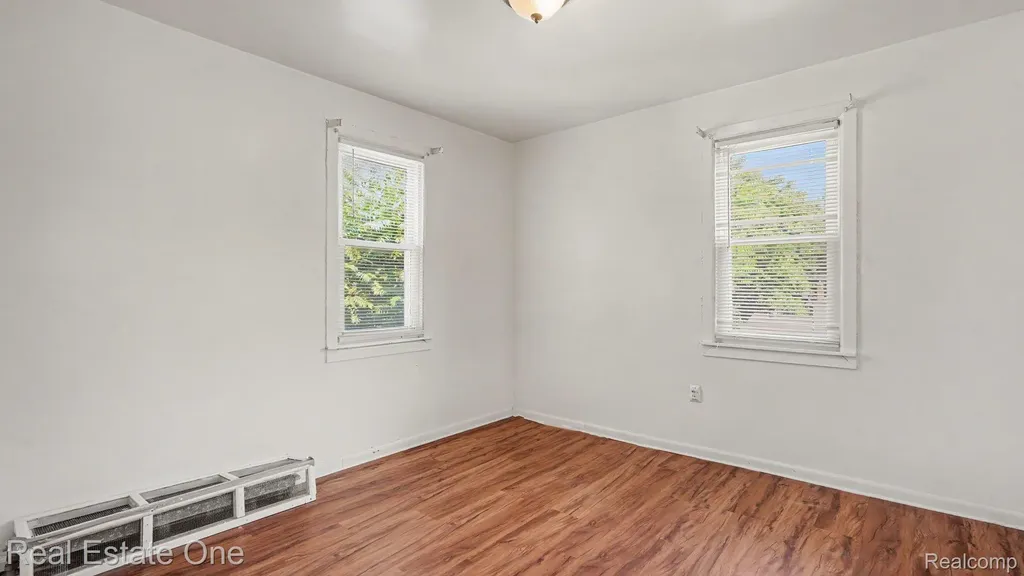 904 Jefferson Street Ypsilanti Charter Township MI 48197