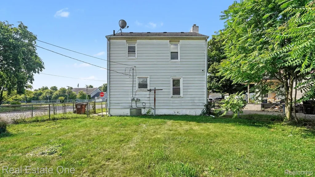 904 Jefferson Street Ypsilanti Charter Township MI 48197