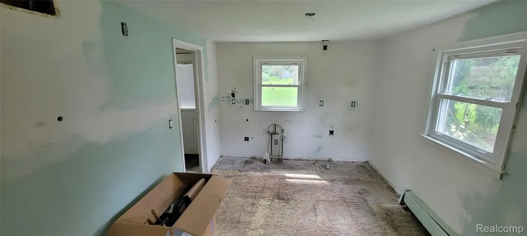 21827 Power Road Farmington Hills City MI 48336