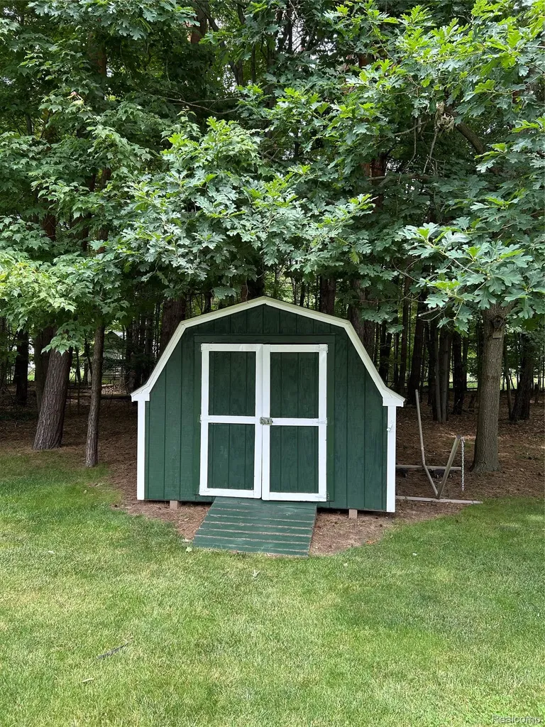 1334 Weeden Road Indianfields Township MI 48723