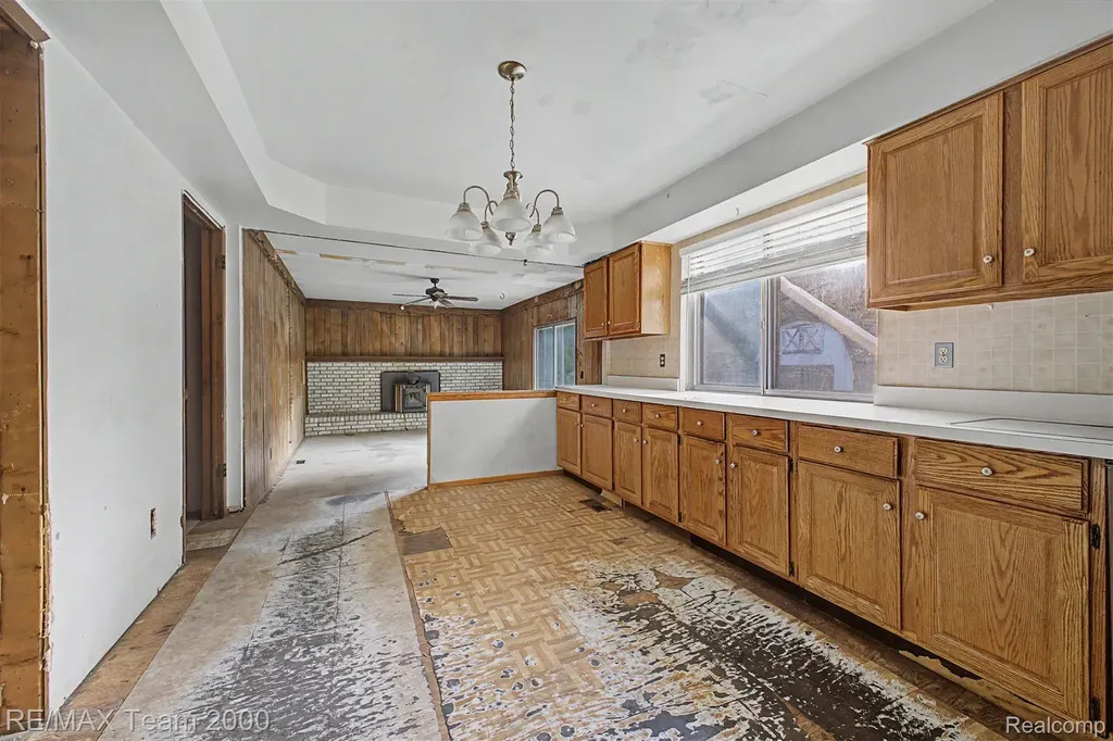 3754 Anvil Drive Troy City MI 48083