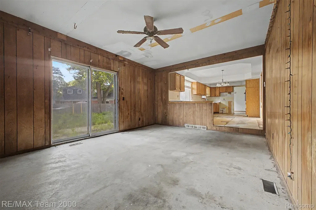3754 Anvil Drive Troy City MI 48083