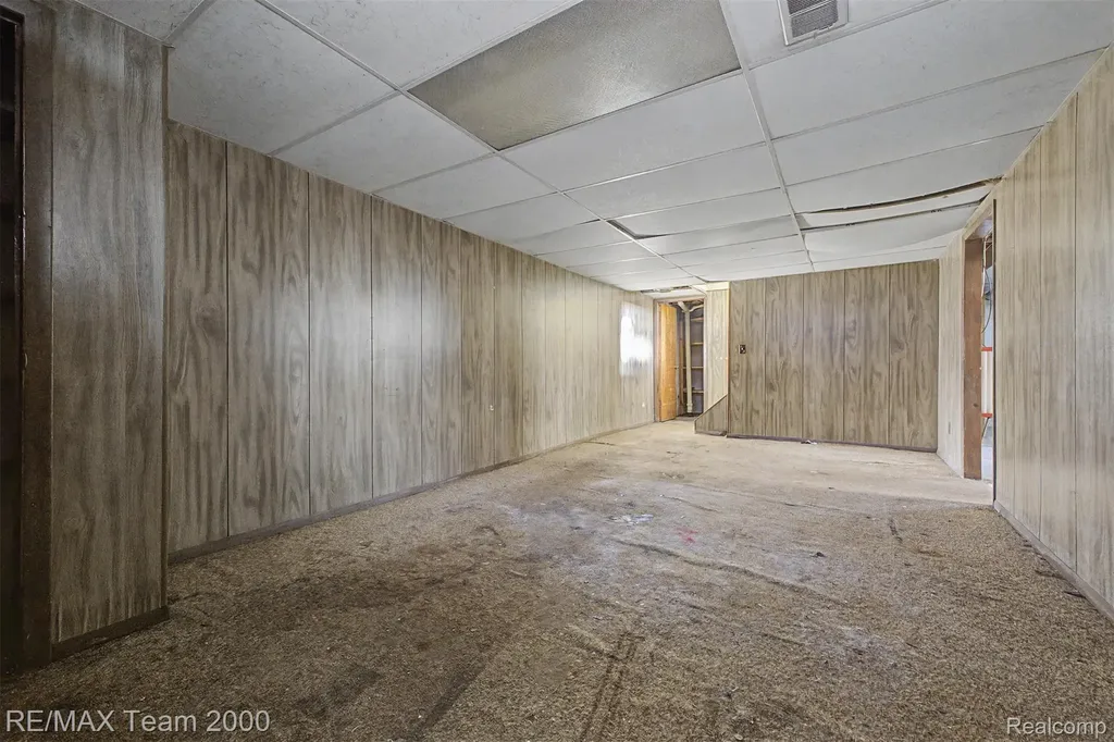 3754 Anvil Drive Troy City MI 48083