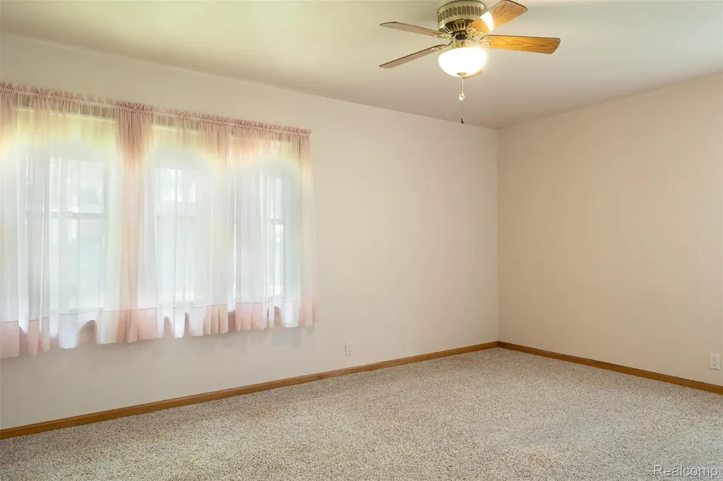 215 White Street Imlay City City MI 48444