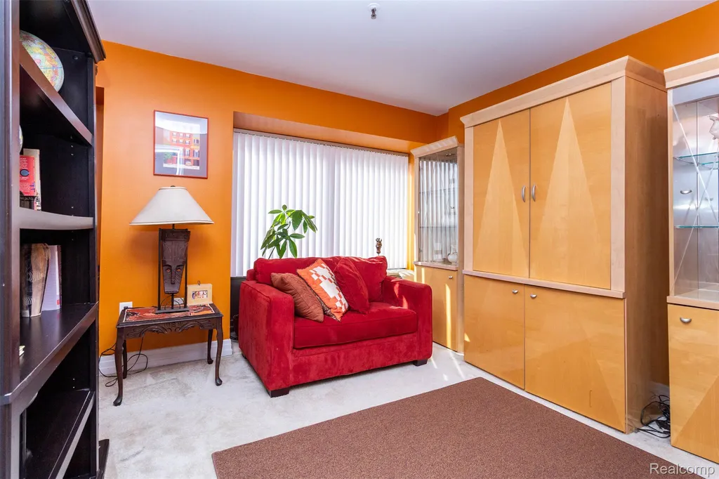 300 W Jefferson Avenue W Detroit City MI 48226