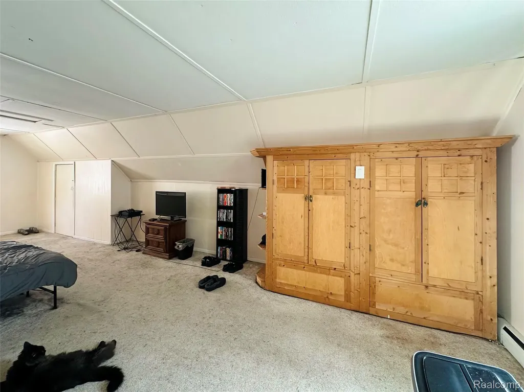 17629 Lincoln Avenue Eastpointe City MI 48021