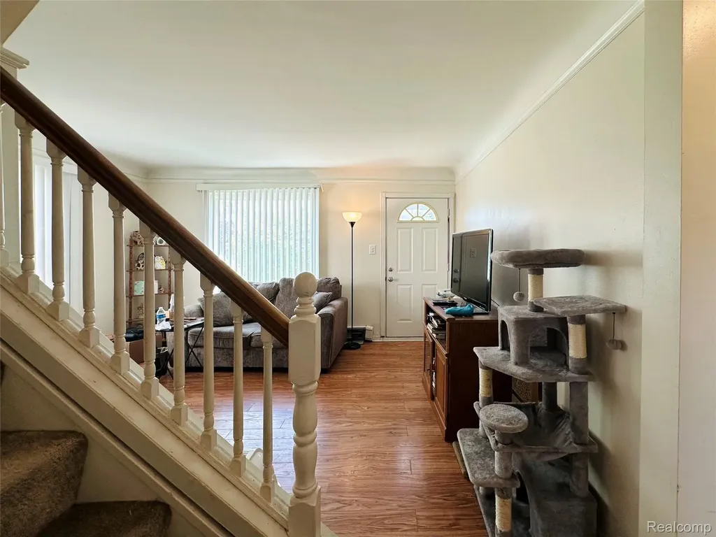 17629 Lincoln Avenue Eastpointe City MI 48021