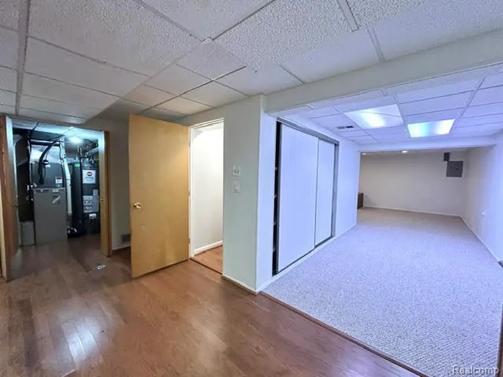 20557 Longwood Drive Clinton Charter Township MI 48038