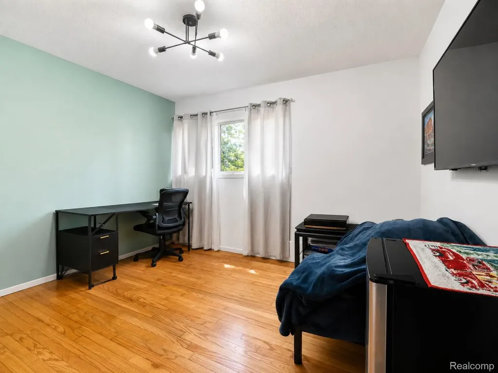 46495 North Avenue Macomb Township MI 48042
