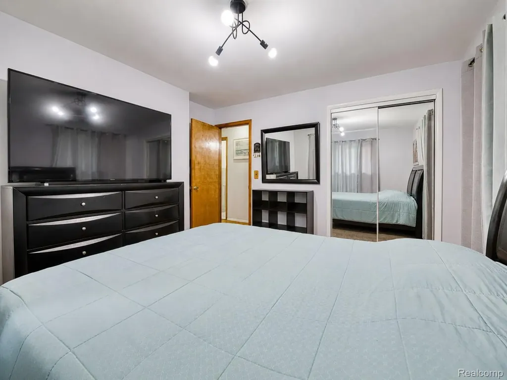 46495 North Avenue Macomb Township MI 48042