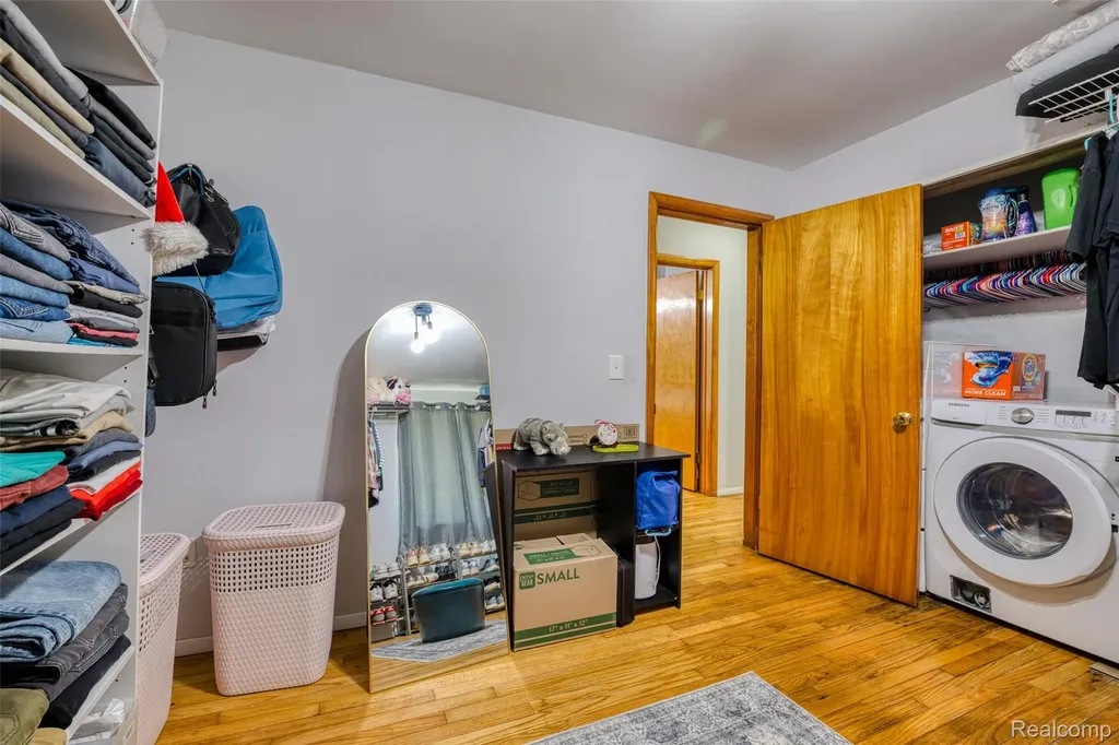 46495 North Avenue Macomb Township MI 48042