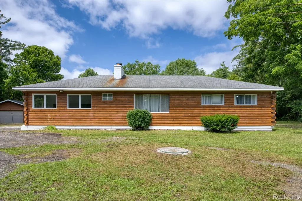 46495 North Avenue Macomb Township MI 48042