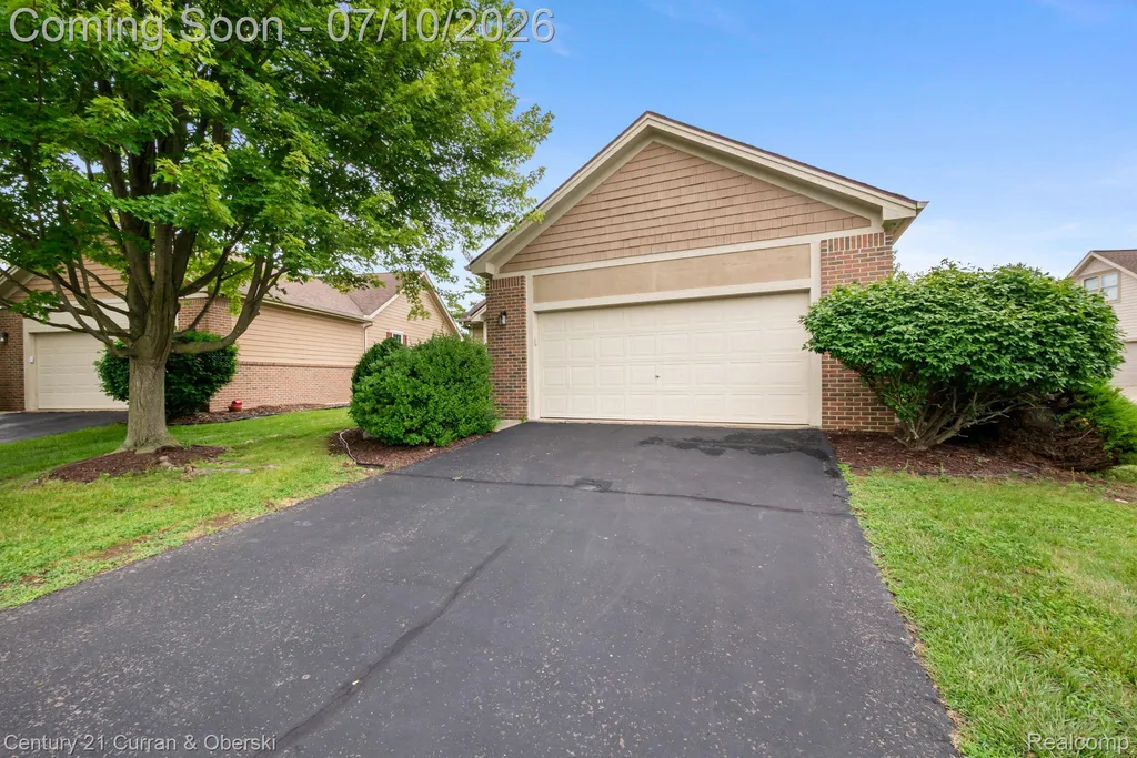4261 Boulder Pond Drive Pittsfield Charter Township MI 48108