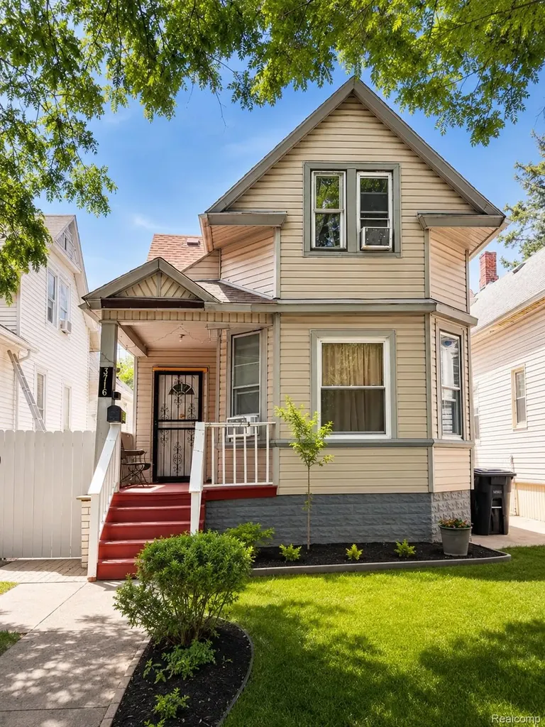 3716 Greusel Street Detroit City MI 48210