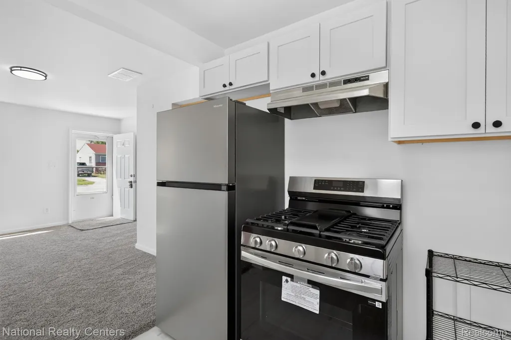28544 Balmoral Street Garden City City MI 48135