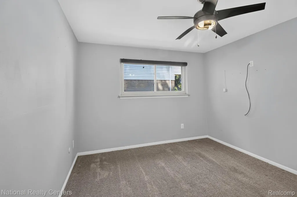 32405 Lyndon Street Livonia City MI 48154