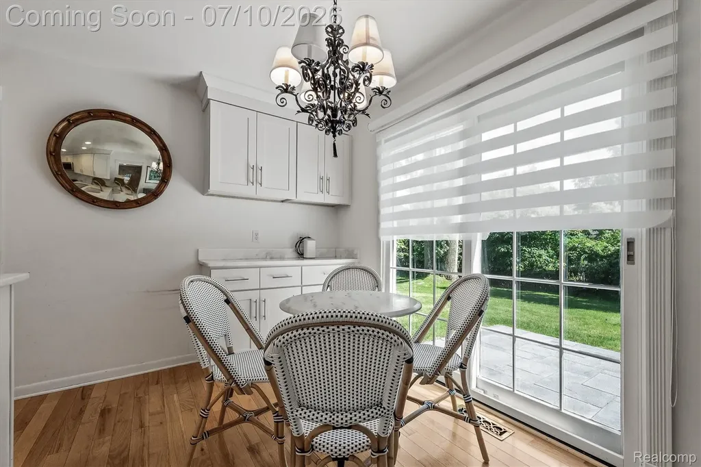 1629 Spotswood Drive Bloomfield Hills City MI 48302