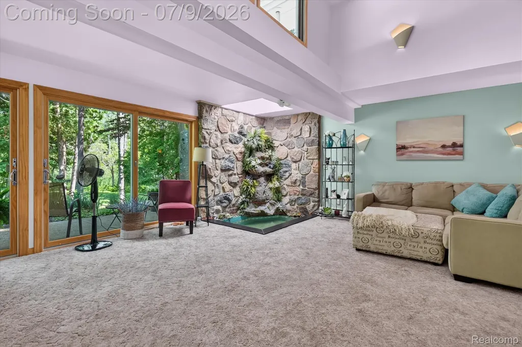 1091 Plover Drive Highland Charter Township MI 48357