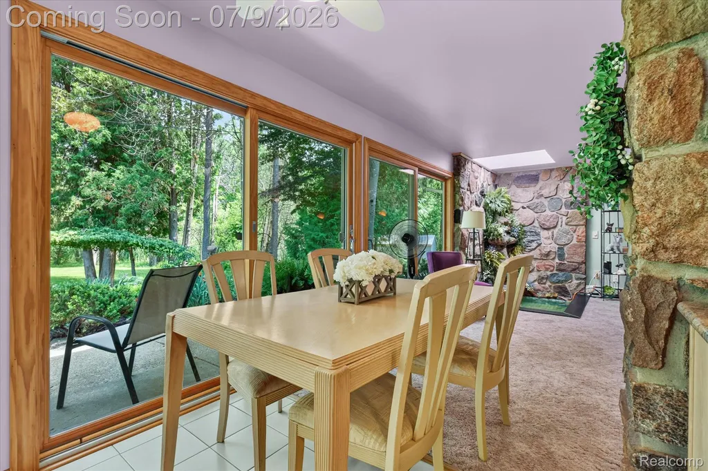 1091 Plover Drive Highland Charter Township MI 48357